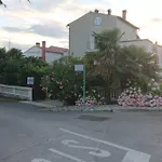Near Beach - Apartments Marica - Studio